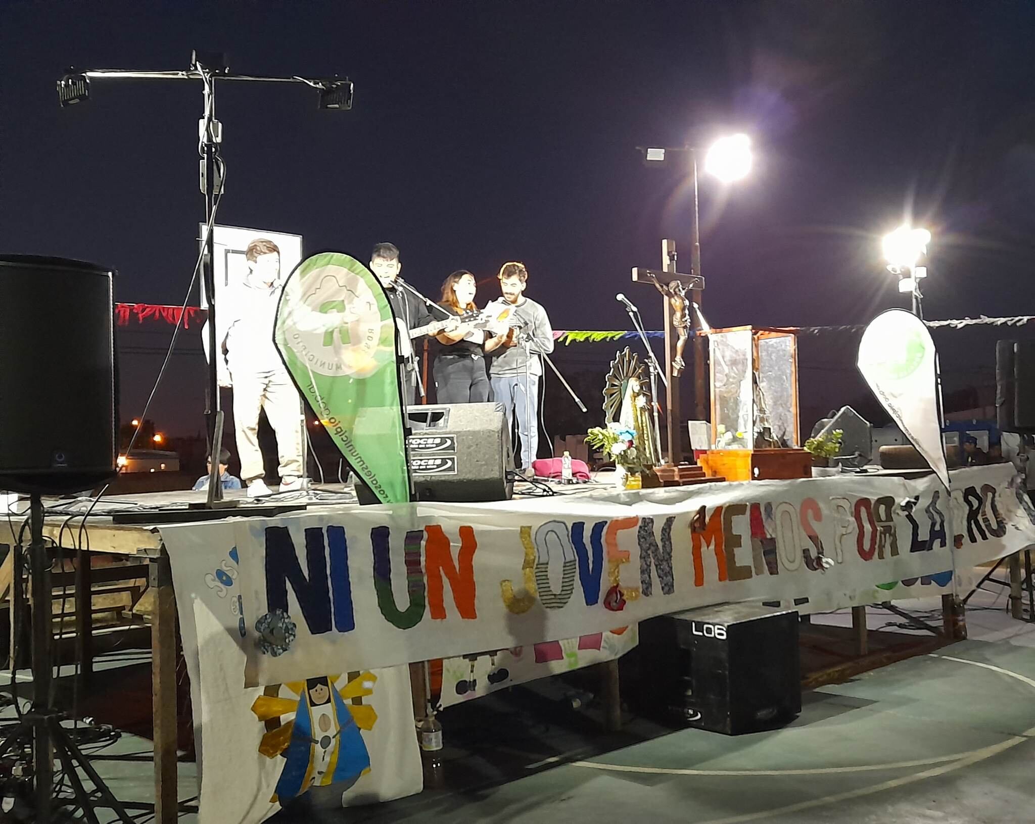 Una gran multitud acompañó a la peregrinación nacional que llegó a Punta Alta