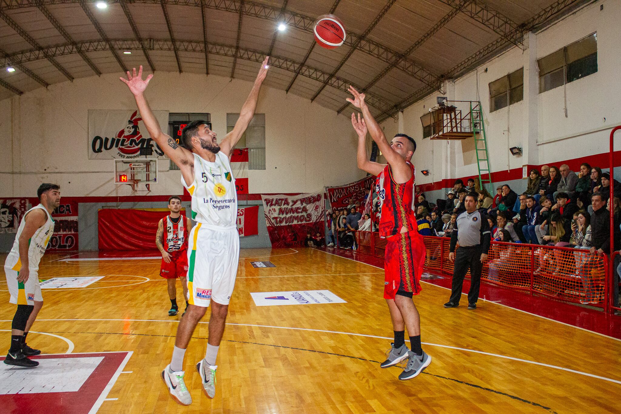 Torneo Oficial de Básquet de Tres Arroyos: Ganaron Huracán, Quilmes, Blanco y Negro y Sarmiento