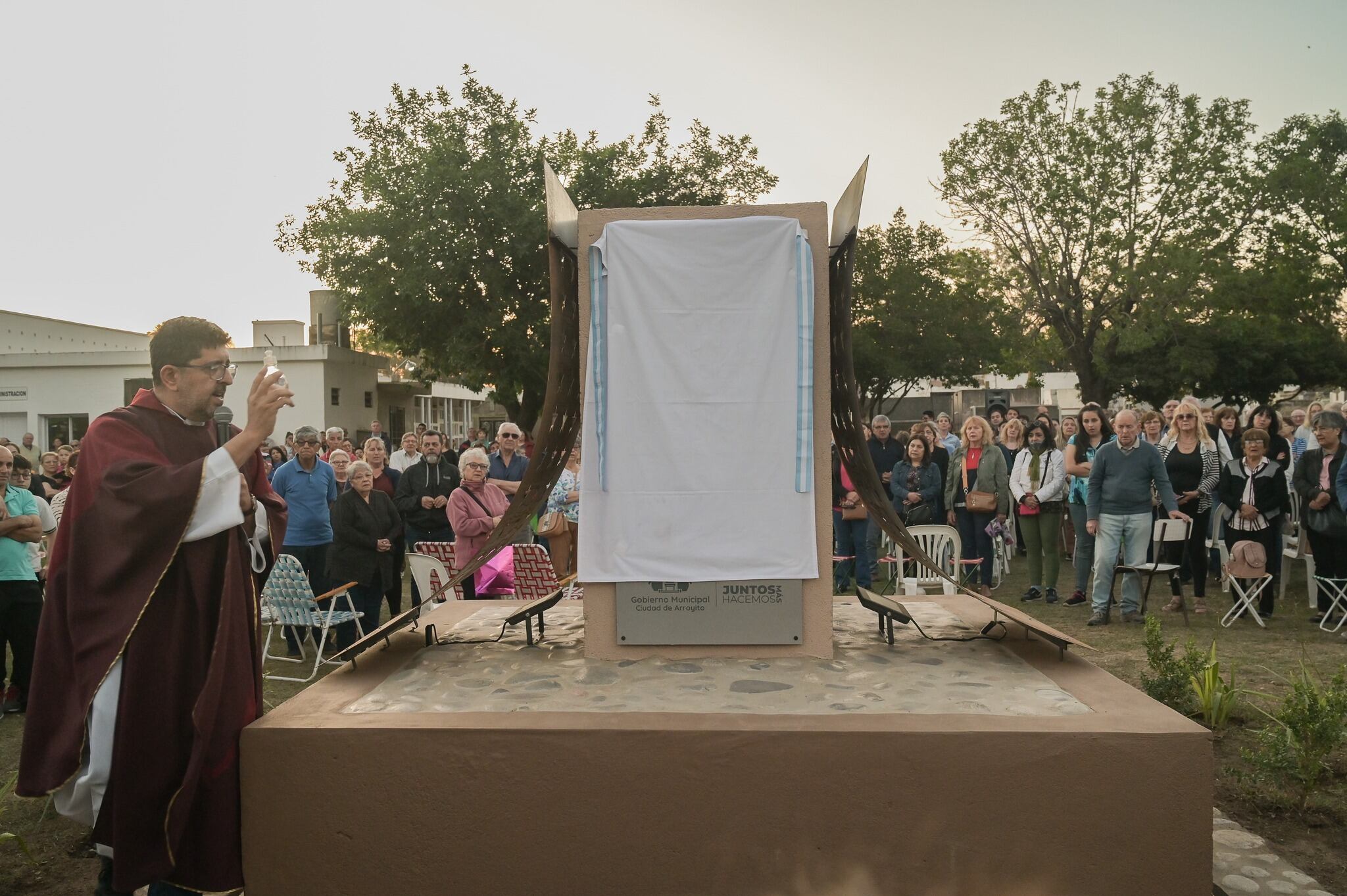 Monumento a los fallecidos por Covid en Arroyito