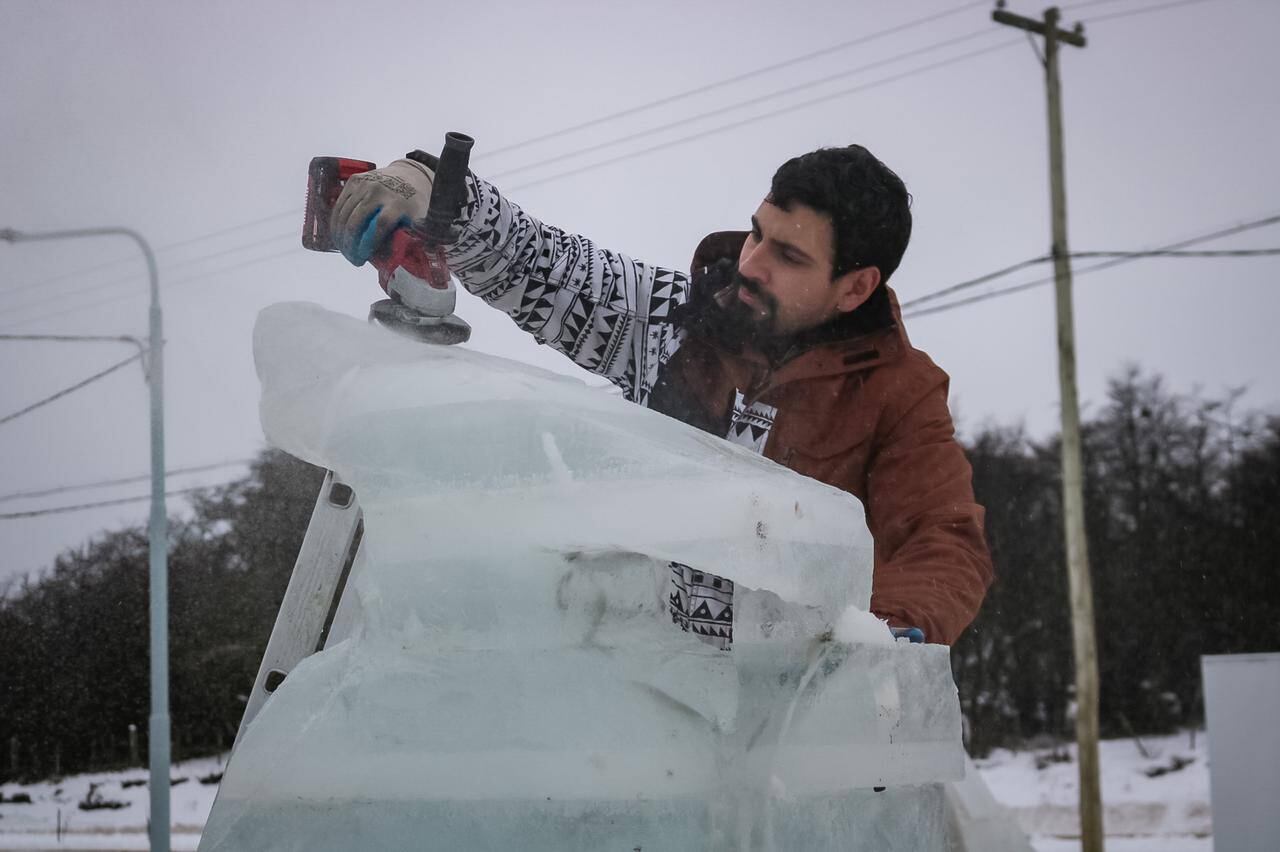 Se llevó a cabo la segunda jornada del Encuentro de Esculturas de Hielo