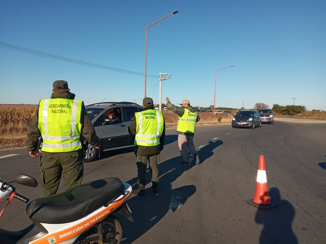 Caos en el transito en Arroyito por el fin de semana XXL