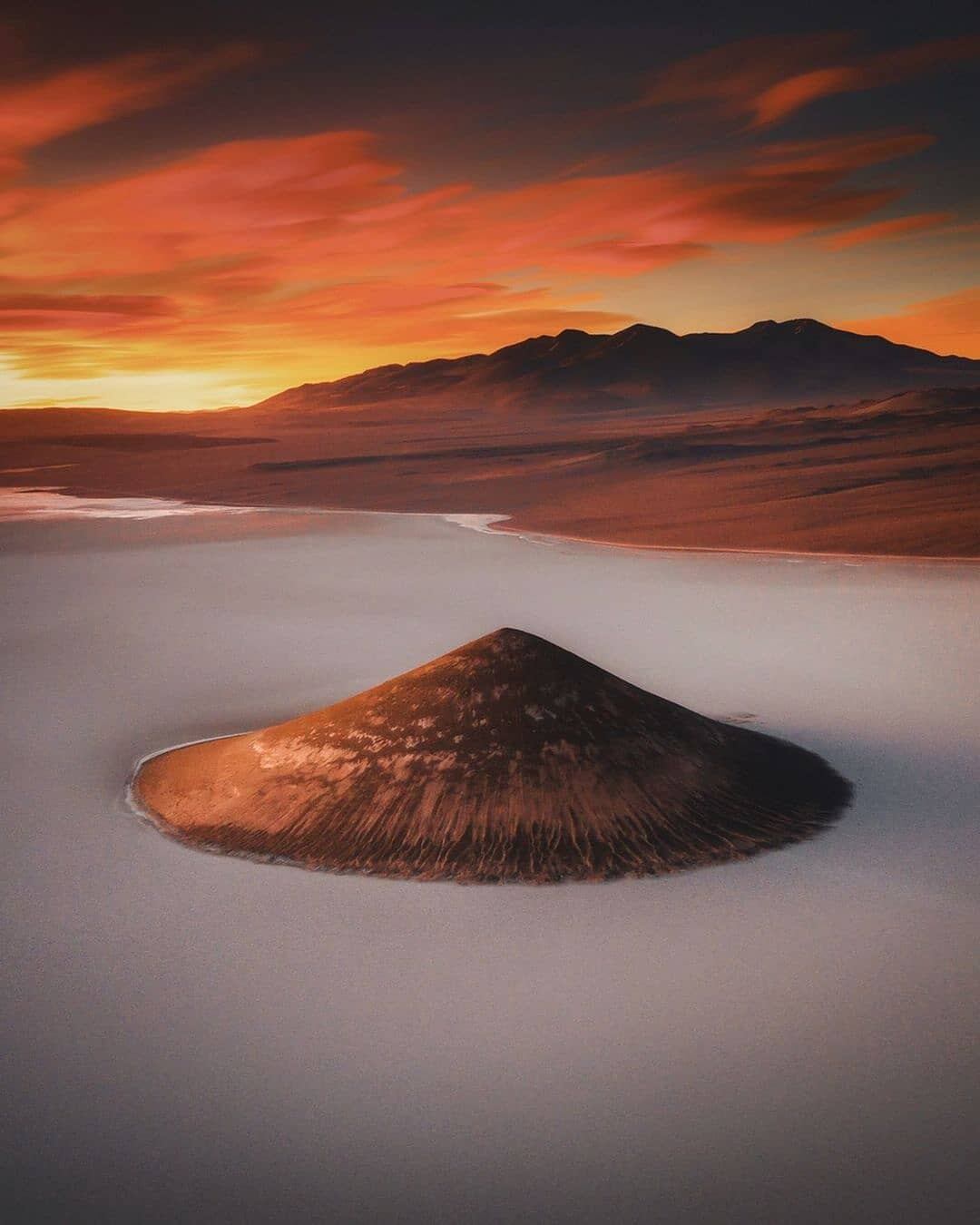 El Cono de Arita está a más de 3.690 metros sobre el nivel del mar y es uno de los atractivos turísticos de Salta.