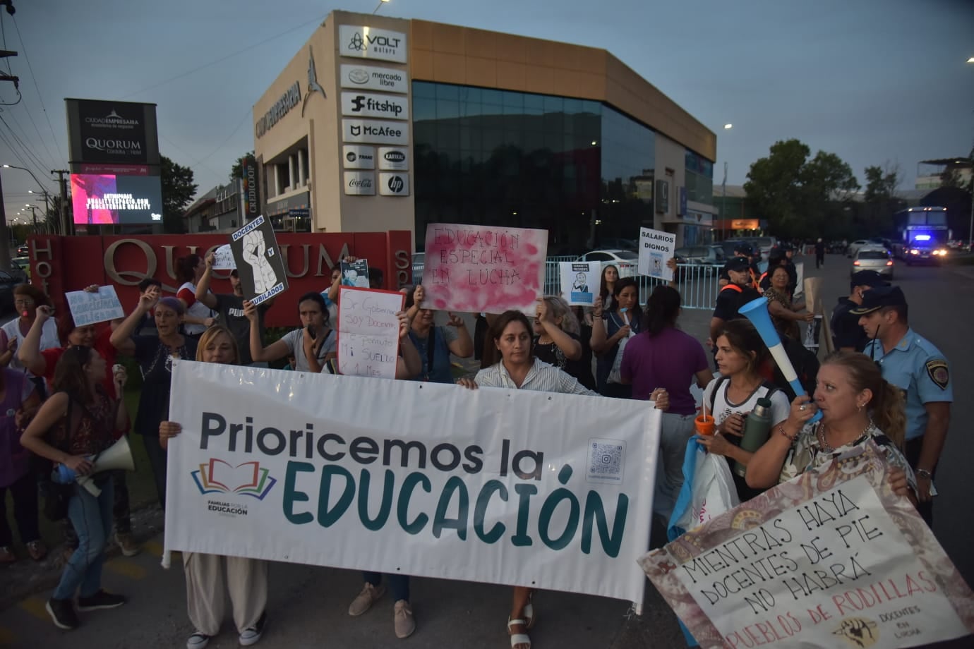 En el lugar, se lleva a cabo el encuentro provincial con intendentes y candidatos de Hacemos por Córdoba.