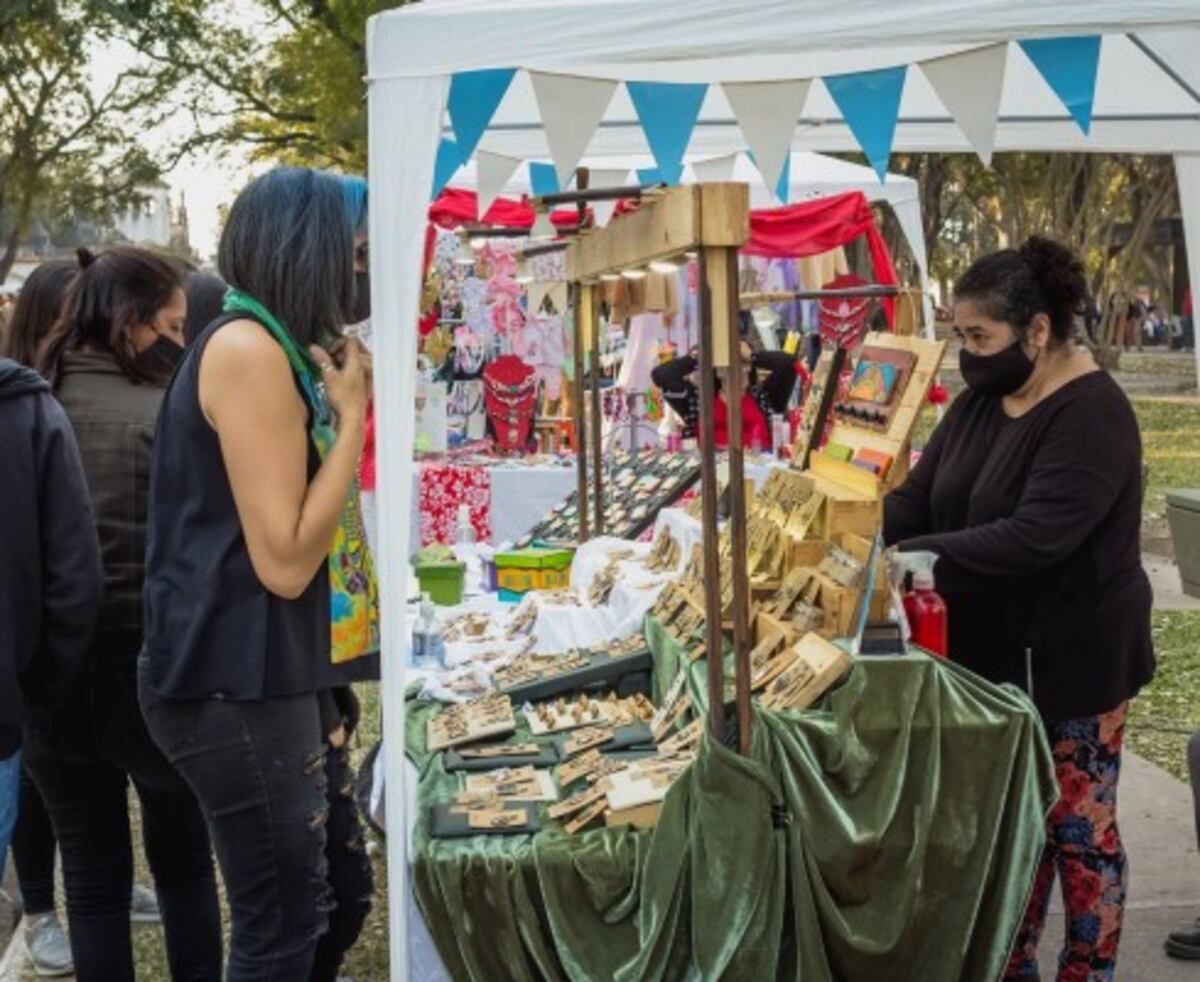 Este domingo se podrá disfrutar de la Feria de Artesanos en el parque Avellaneda