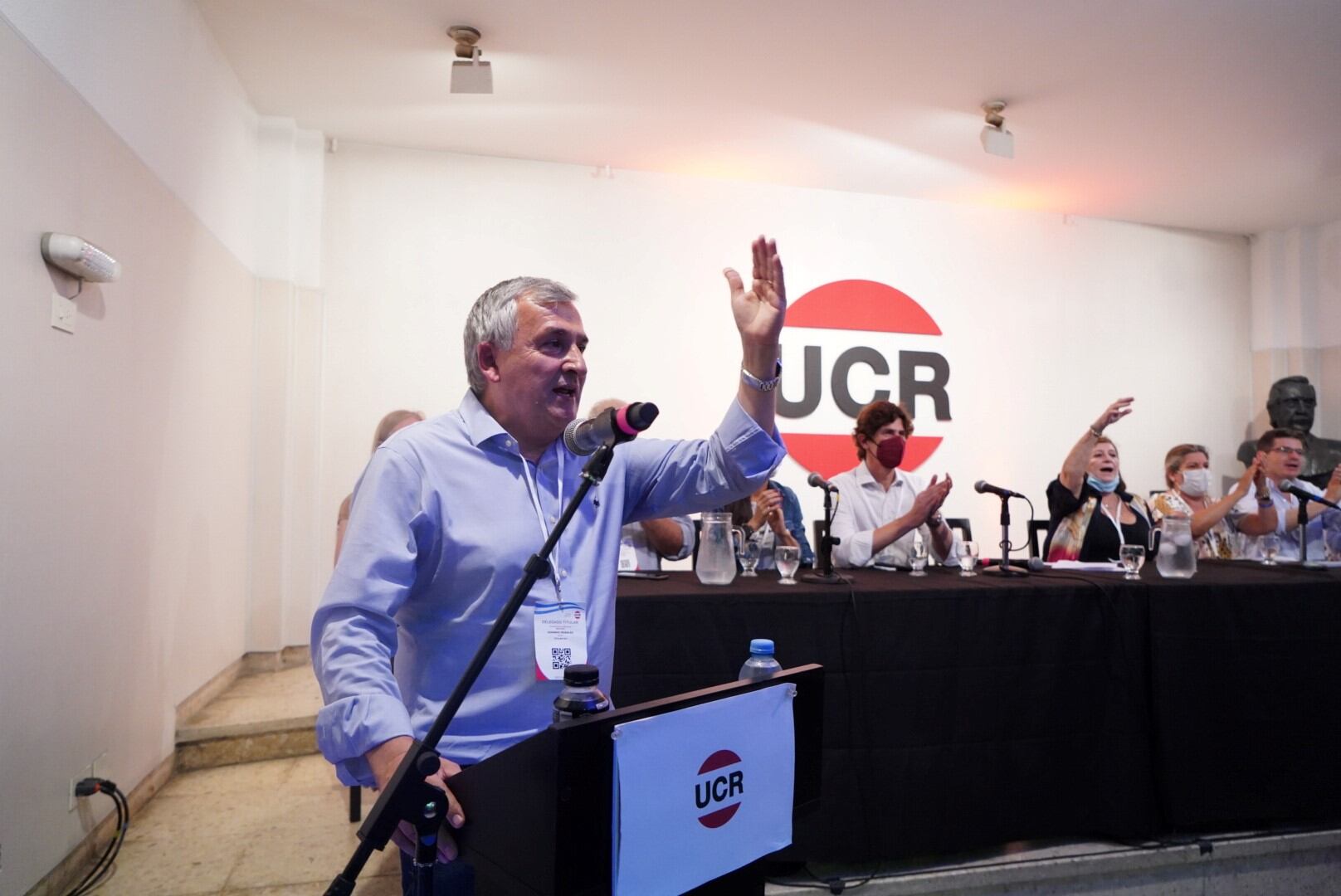 Los nuevos representantes del Plenario Constitutivo del partido para la elección de sus autoridades periodo 2021-2023. Presidente Gerardo Morales, vicepresidente Martin Lousteau , llevado acabo en la sede de la Unión Cívica Radical. (Foto: Federico Lopez Claro)