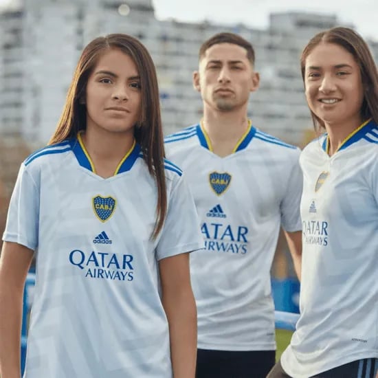 Boca presentó su camiseta alternativa.