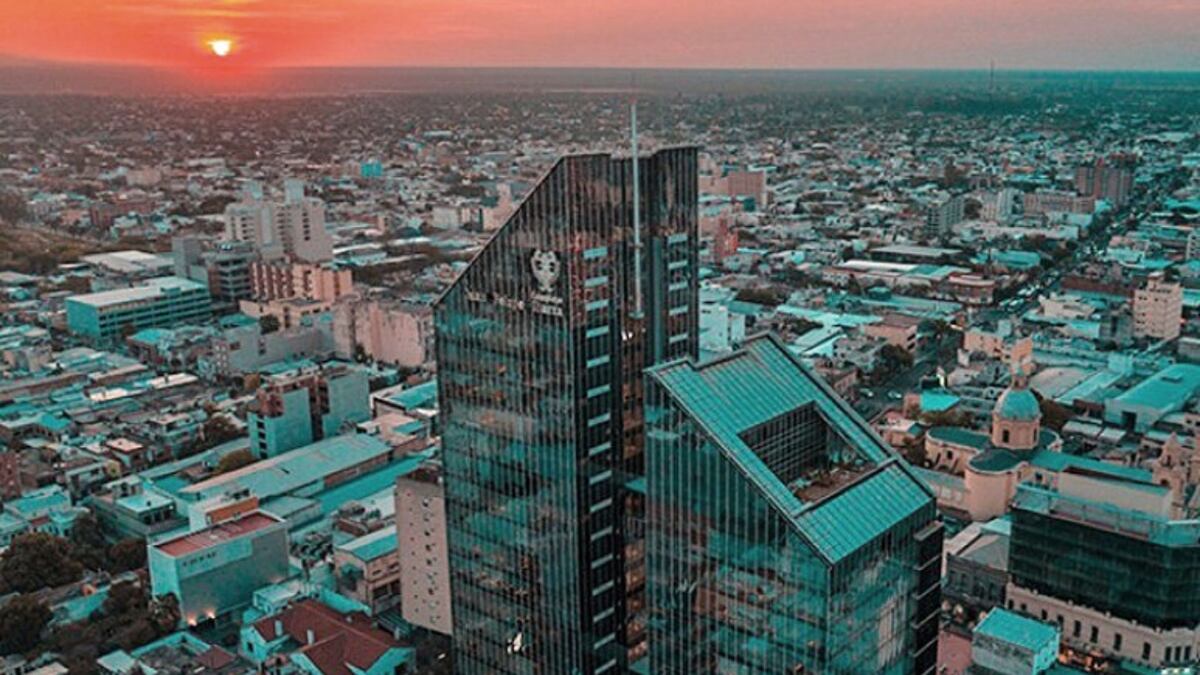 No es una película, es Santiago del Estero: el video del impresionante temporal que cubrió la ciudad