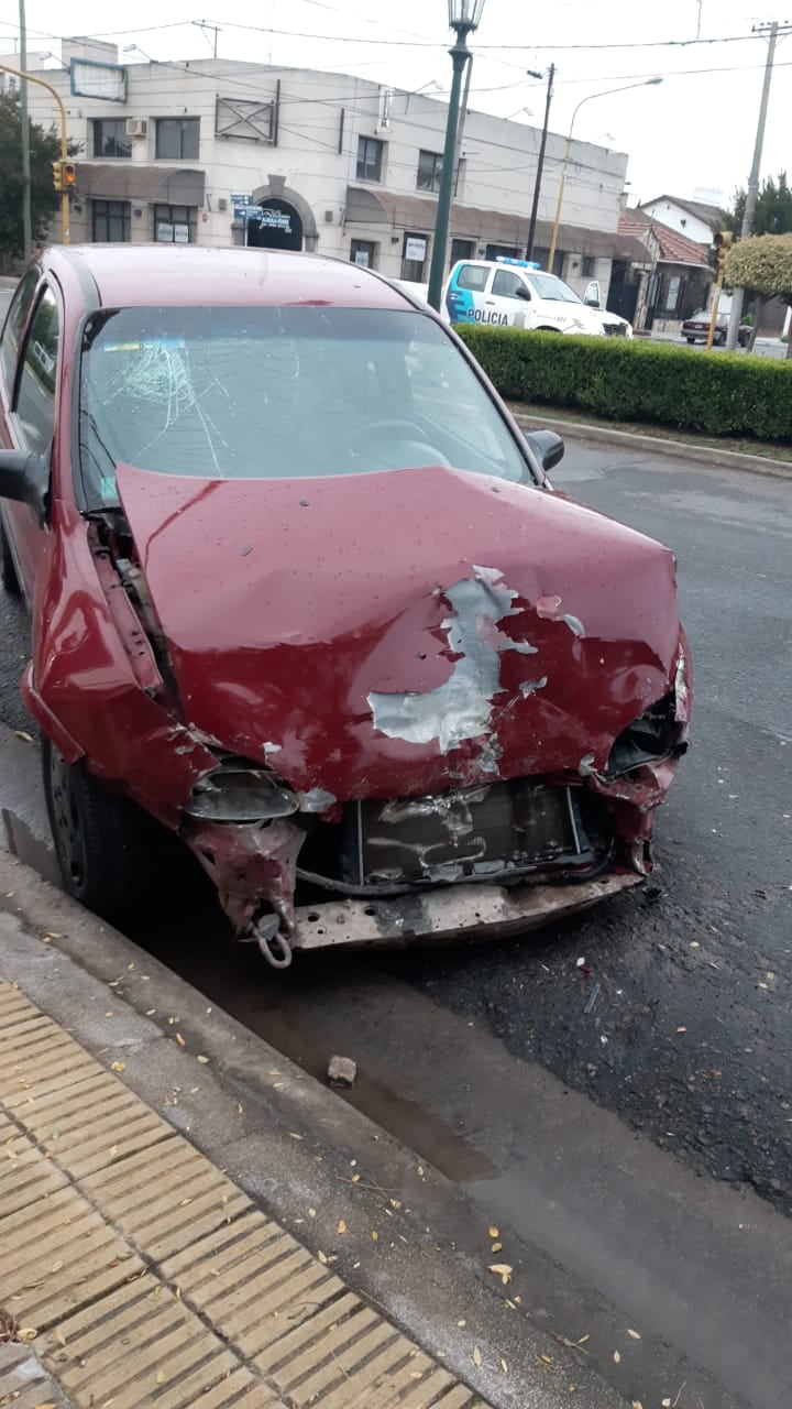 Fuerte choque en San Martín y Derqui