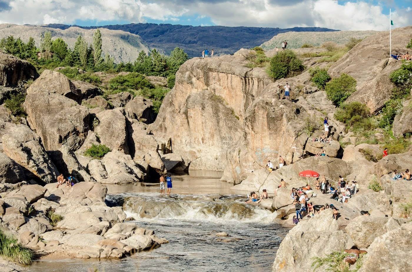 El río Mina Clavero fue declarado como una de las Siete Maravillas Naturales de Argentina. (Foto: Agencia Córdoba Turismo)