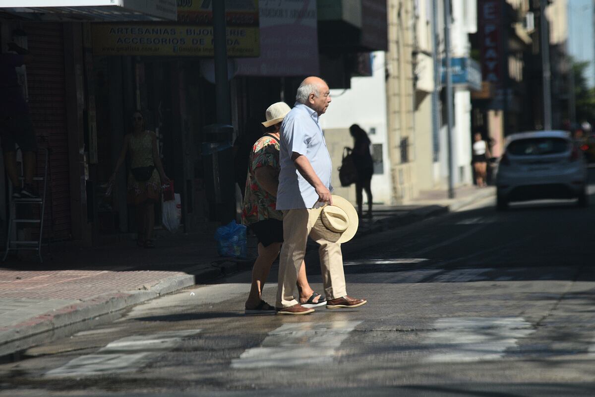 Clima en Córdoba: ¿hasta cuándo durará el ‘calorcito’ en la provincia?