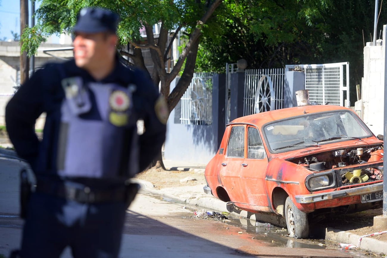 Brutal asesinato en Córdoba de una mujer en barrio Las Flores II. (José Gabriel Hernández / La Voz)