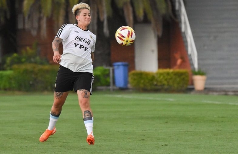 La posadeña Yamila Rodríguez viajó junto a la Selección Argentina a EE.UU para participar de la She Believes Cup