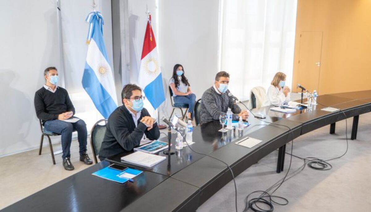 El Gobierno de Córdoba reforzó con los intendentes las estrategias ante la segunda ola de COVID-19