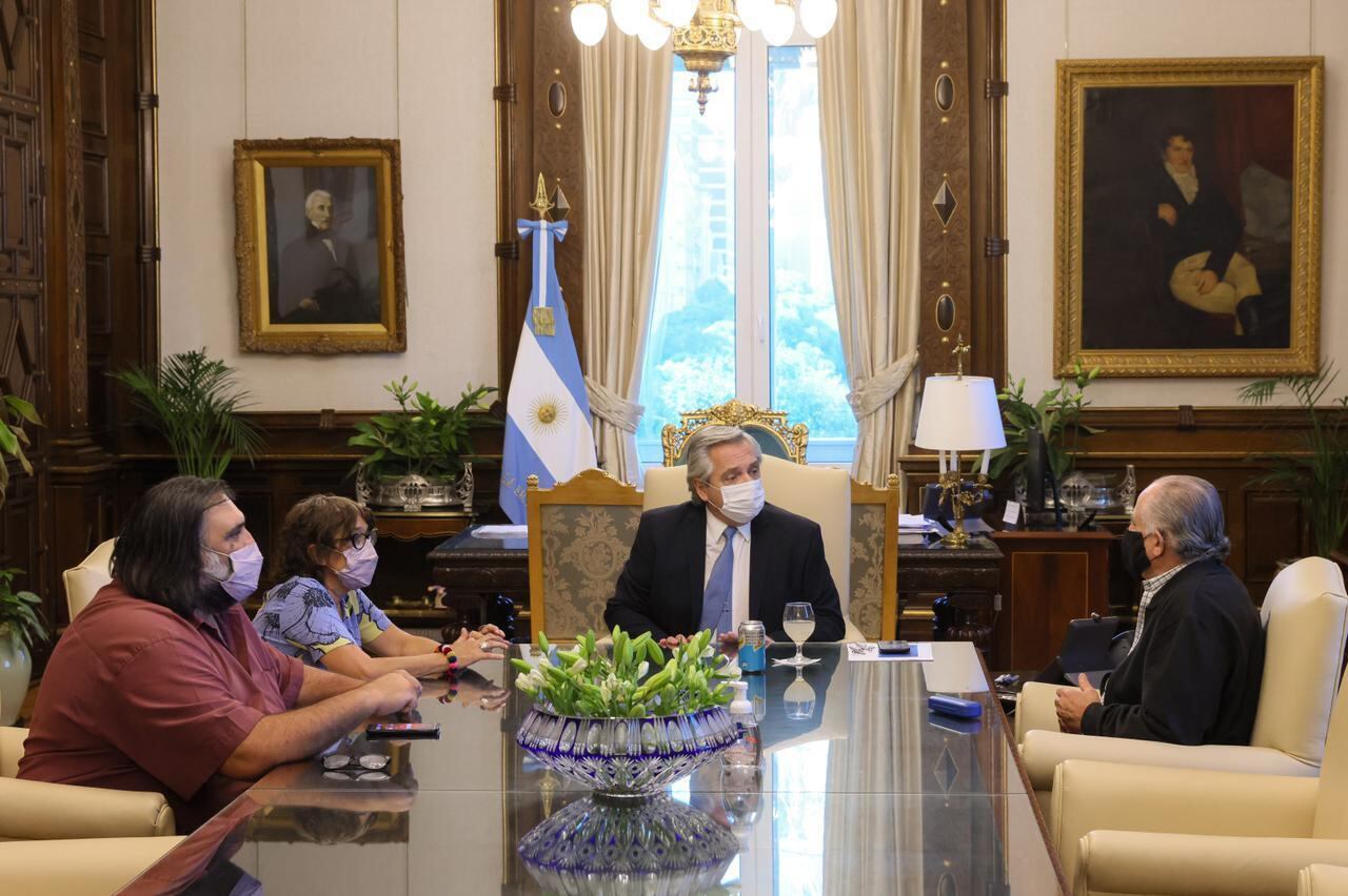 Alberto Fernández recibió a representantes sindicales docentes en el marco de la paritaria nacional (Foto: Presidencia)