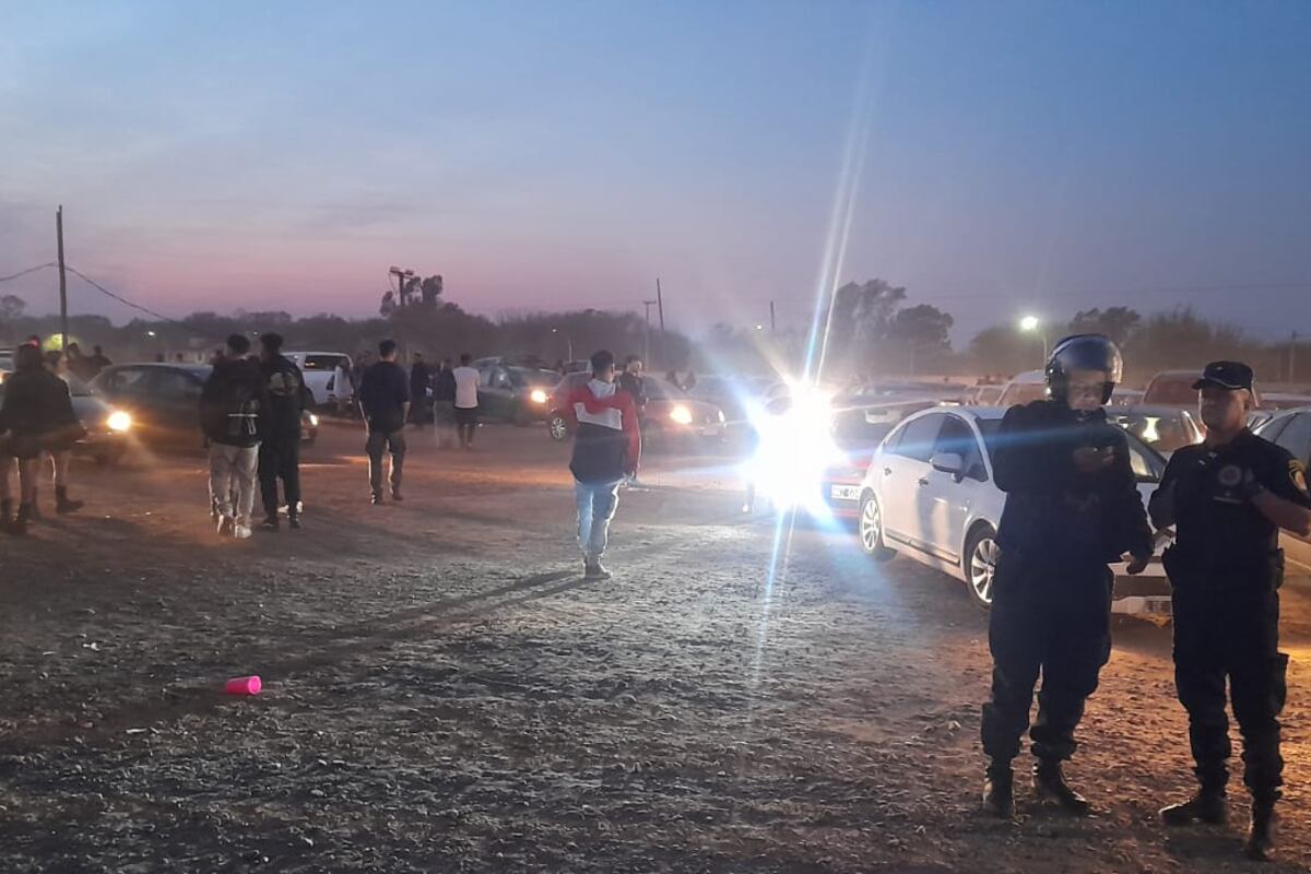 Desarticularon un after clandestino con más de 1.600 personas: el predio era de un club deportivo