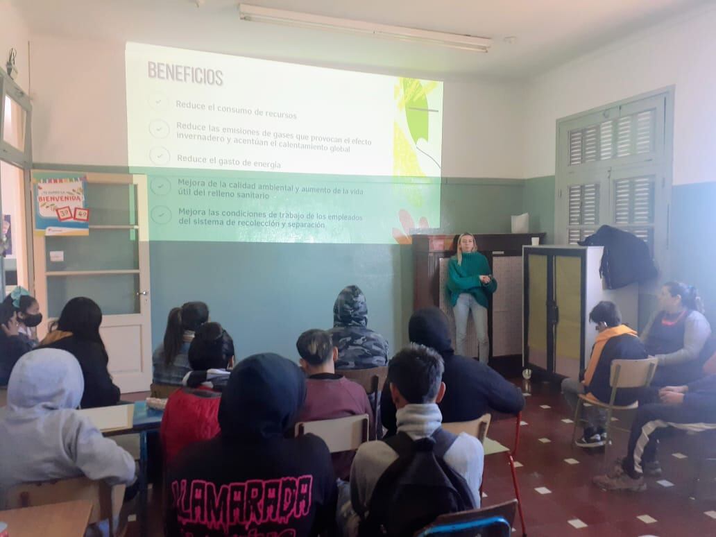 Charla de Gestión Ambiental en las localidades del distrito de Tres Arroyos