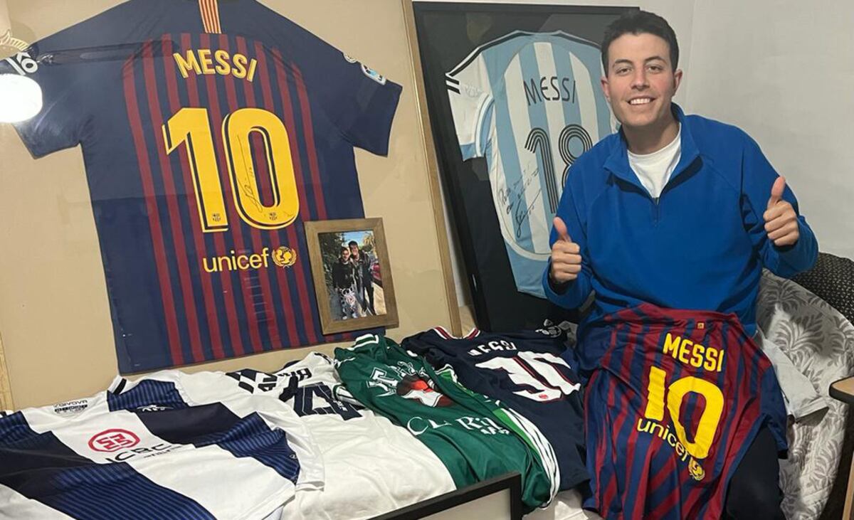 Un cordobés quiere viajar al Mundial de Qatar y vende su colección de camisetas