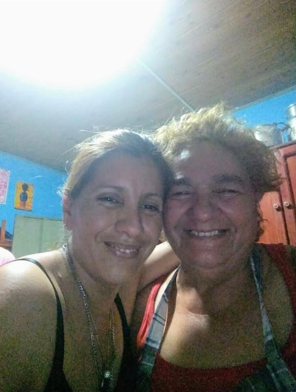 El día del reencuentro con su mamá biológica.