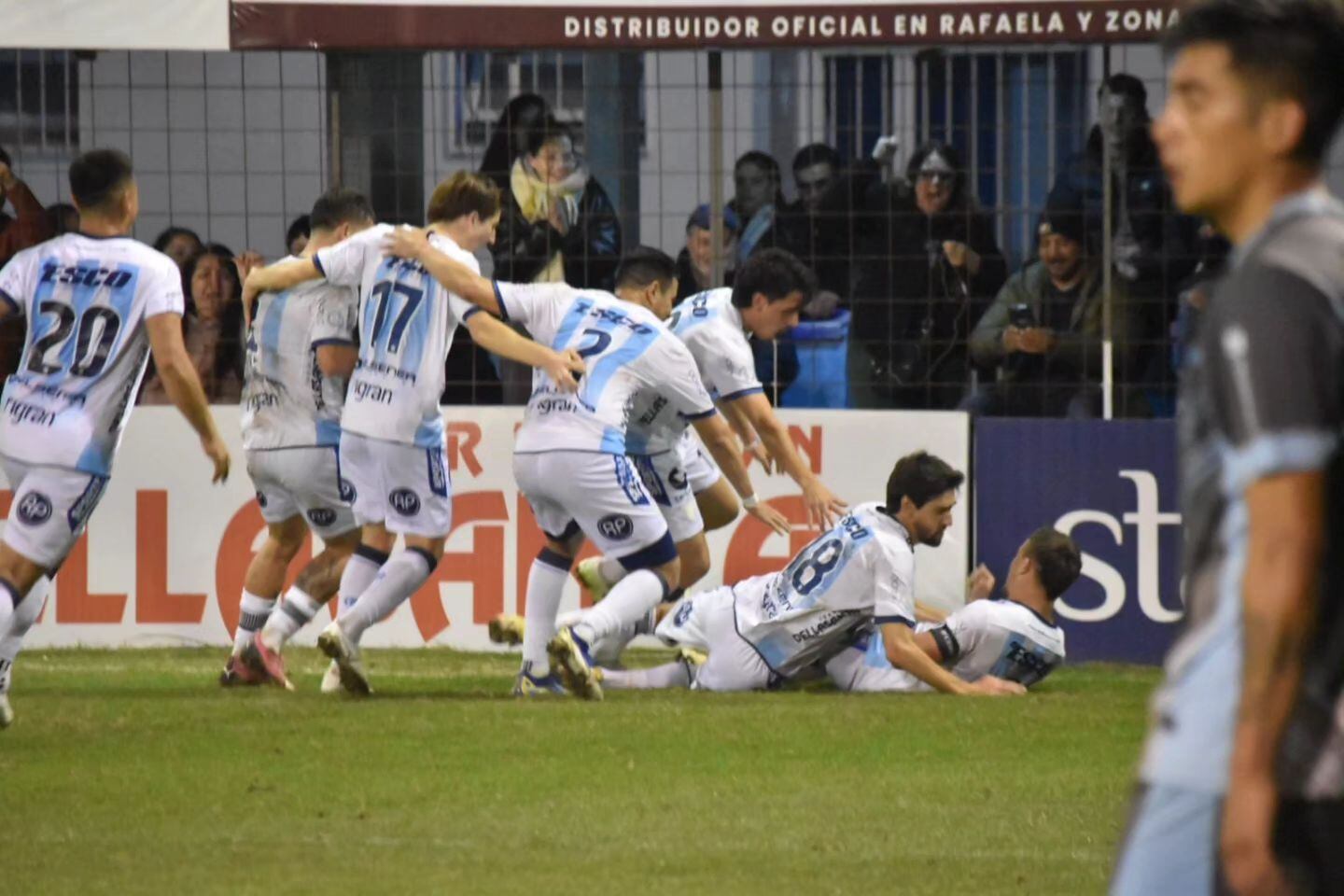 Atlético de Rafaela volvió a ganar con gol de Kevin Jappert