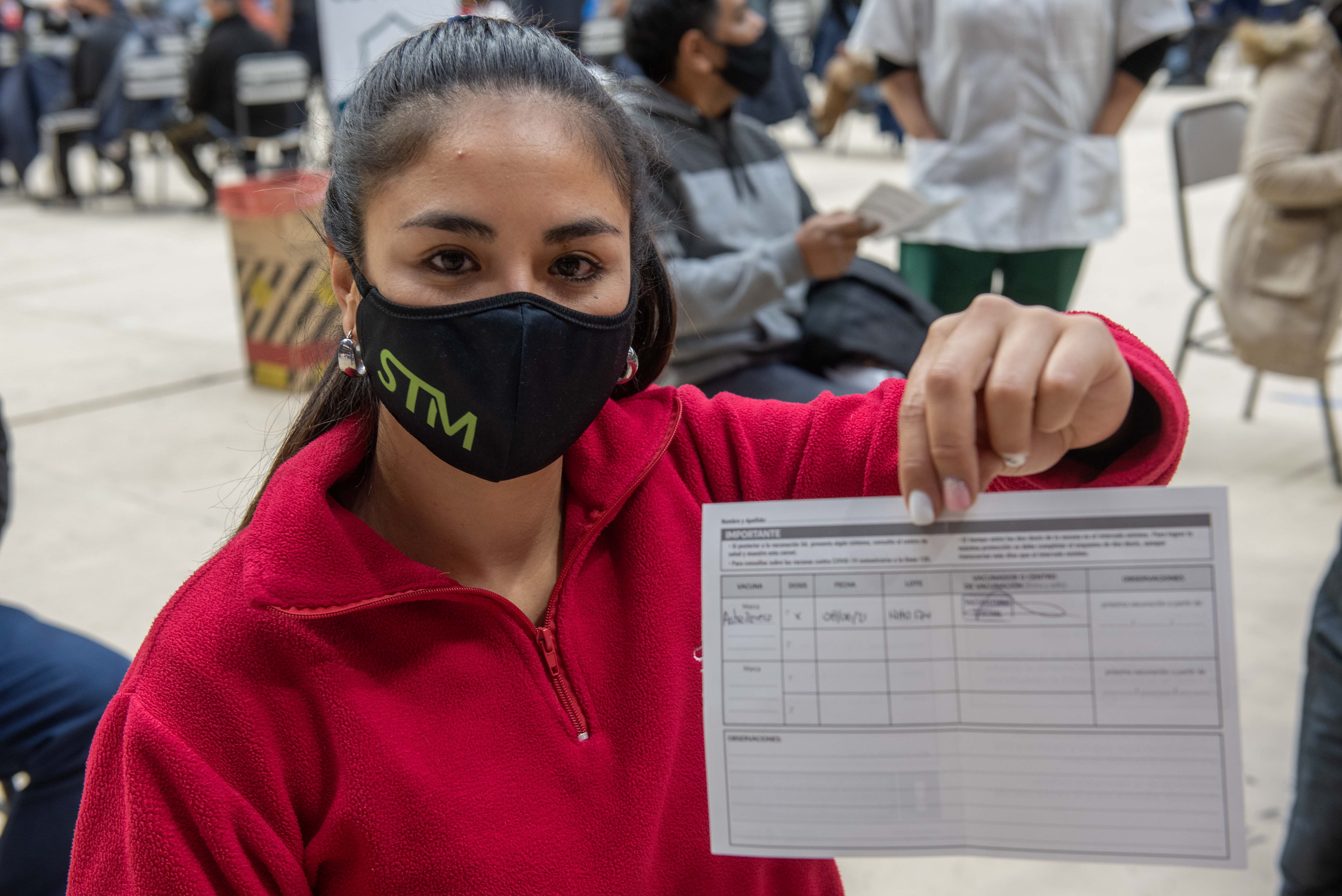 Fotos Salud Vacunacion COVID 19 a Servicios Públicos en Arena Estadio.