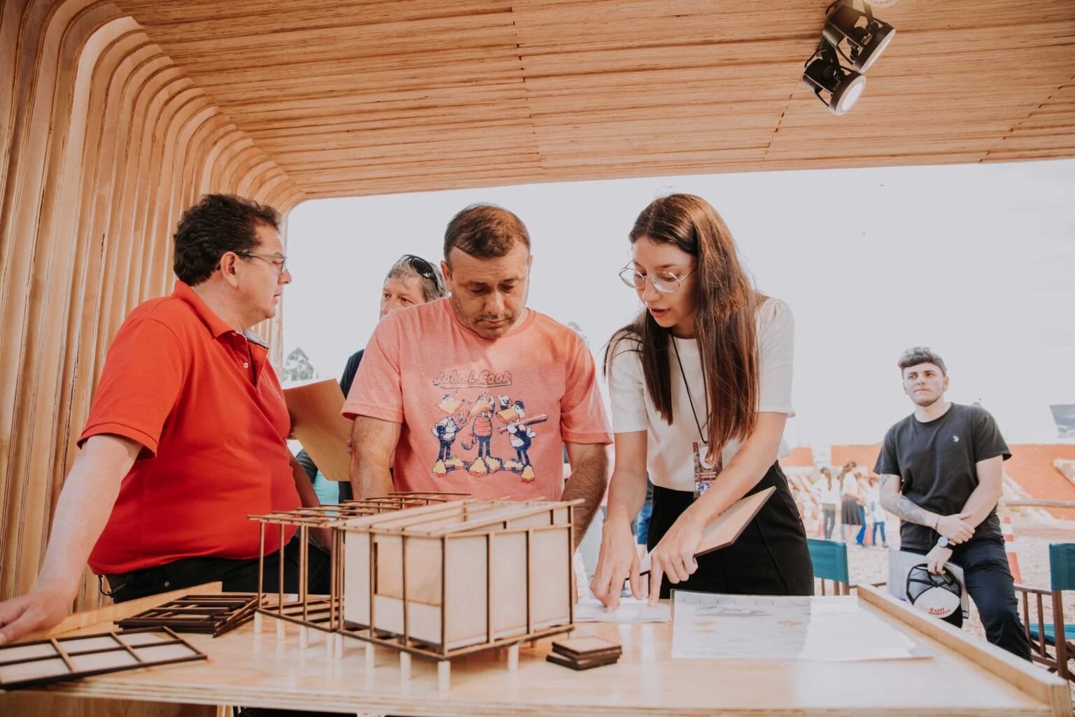 Herrera Ahuad en la Fiesta Nacional de la Madera