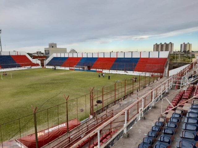 El show será en el Estadio del Club Atlético Huracán de Corrientes el próximo 24 de febrero.