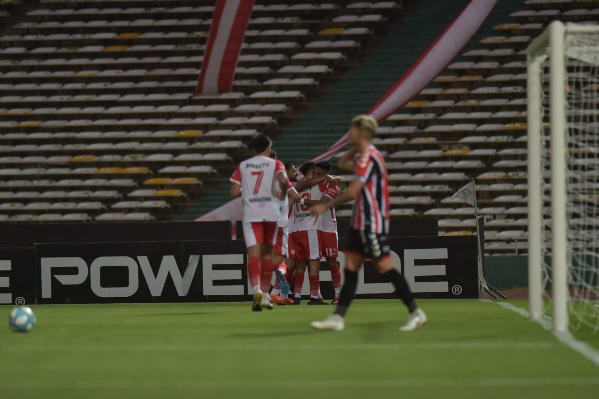 Los goles de Instituto para soltar el festejo en el Kempes