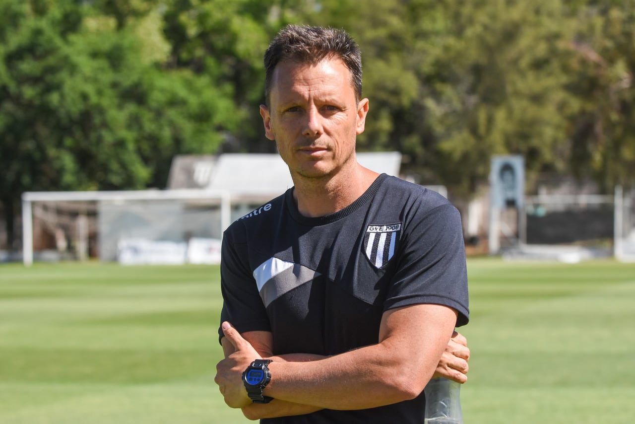 Entrenamiento de Gimnasia, El Lobo del parque se preparara para la revnacha contra Estudiante de Caseros. Luca Marcogiuseppe


Foto: Mariana Villa / Los Andes 
