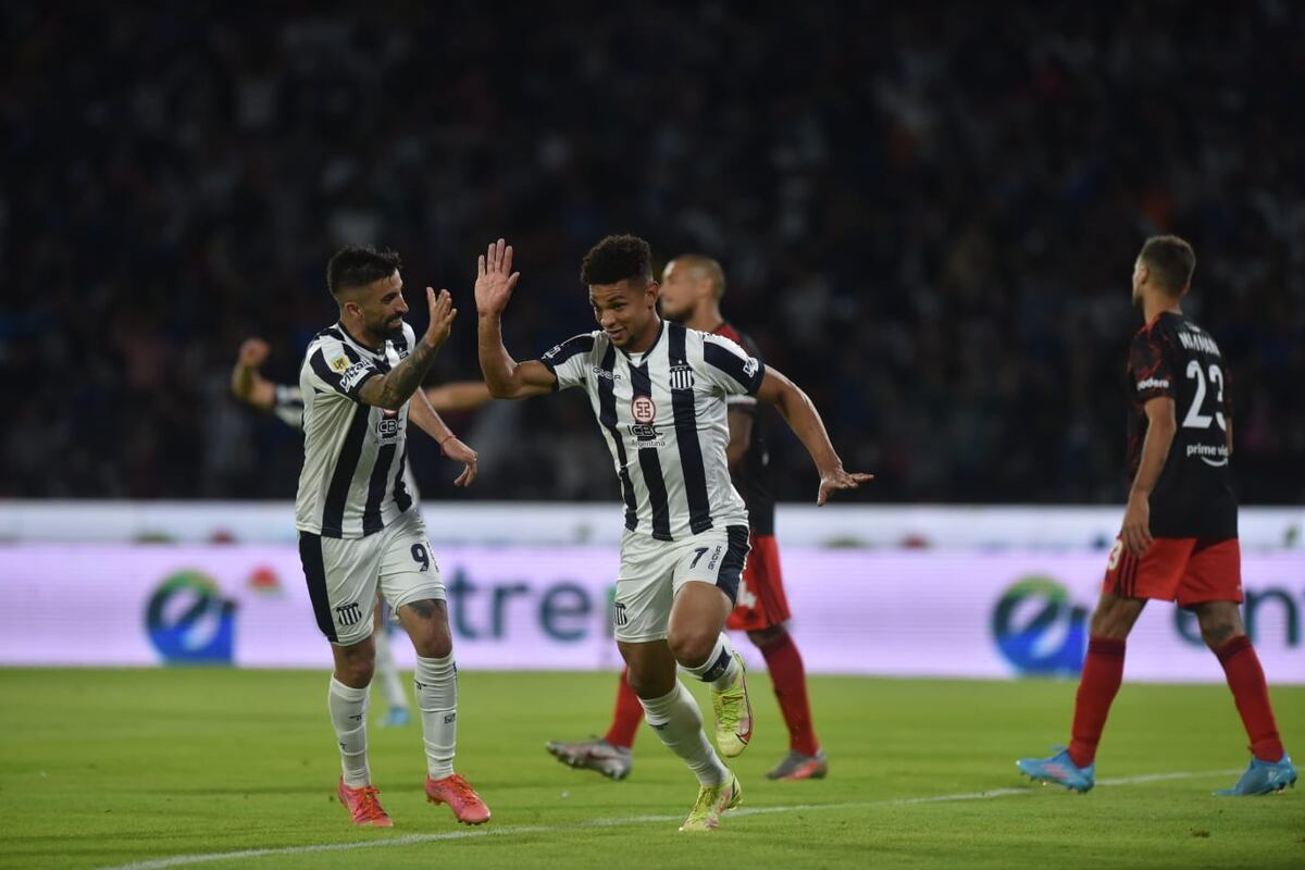 Explotó el Kempes por Talleres: así fue el gol de Valoyes ante River