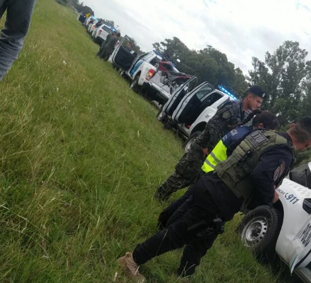 Cuatro patrulleros chocaron en cadena en la Autovía 2 y un policía resultó herido.