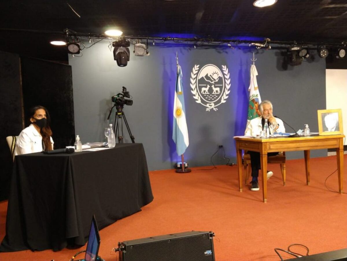 Rodíguez Saá le dijo a Fernández que “los jóvenes contagian a los abuelos por la herencia”