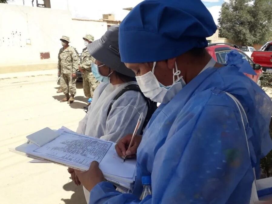 Realizan rastrillajes en barrios de La Quiaca por el rebrote de casos de Covid-19 en los últimos días.