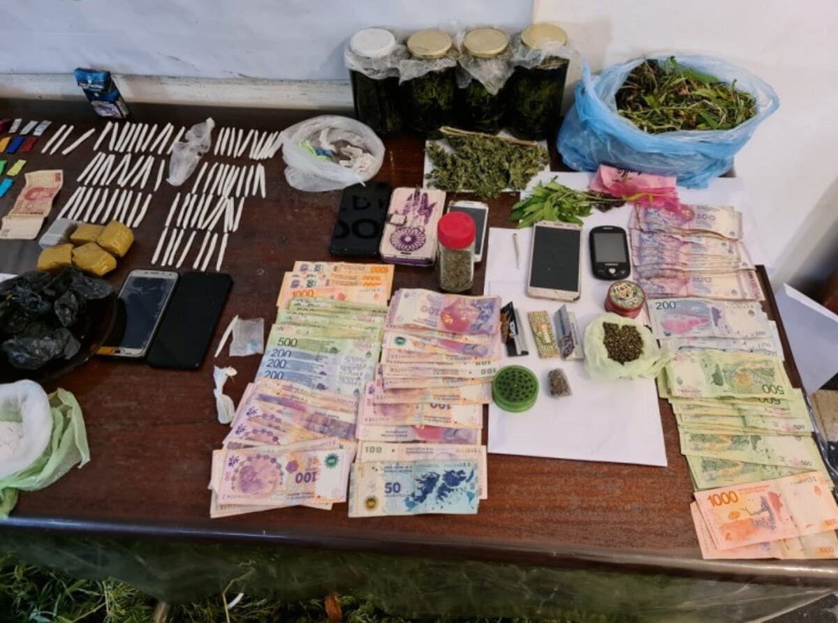 Detienen en el Valle de Uco a 8 personas por venta de drogas