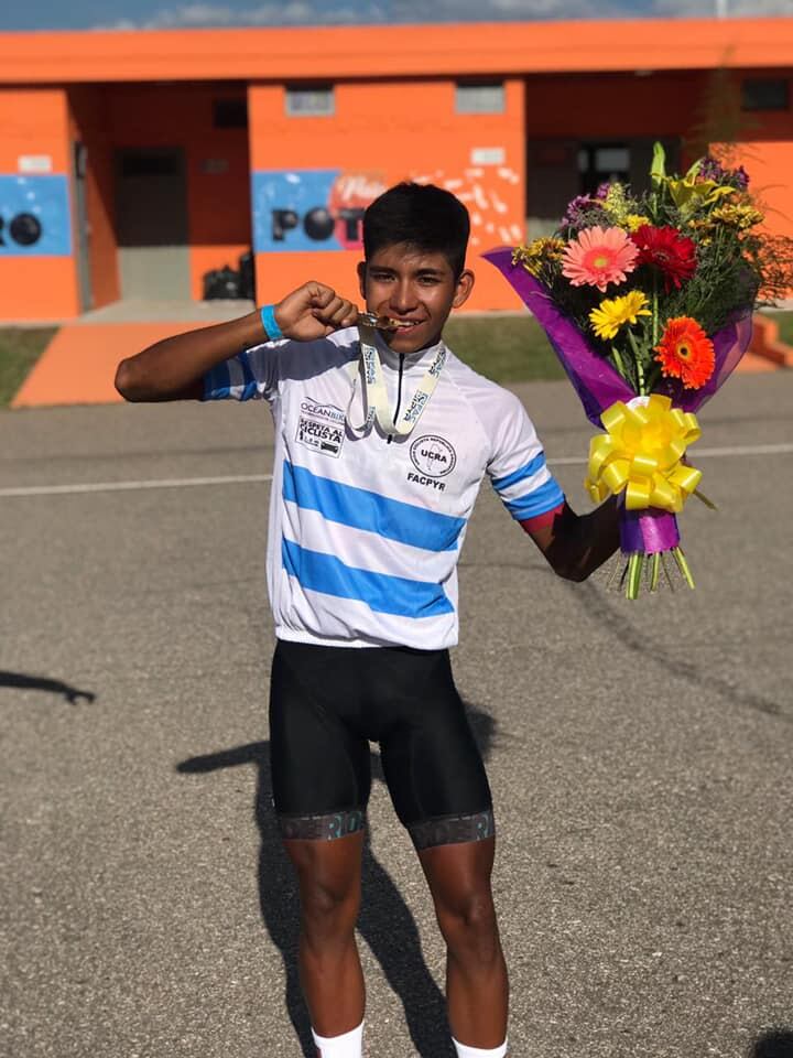 El joven de 16 años ganó el primer título del Campeonato Argentino de juniors y menores para Salta.