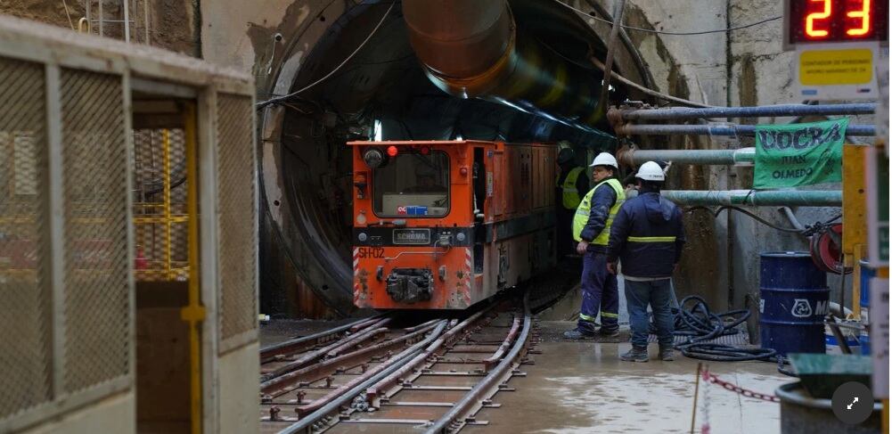 Ingreso al túnel