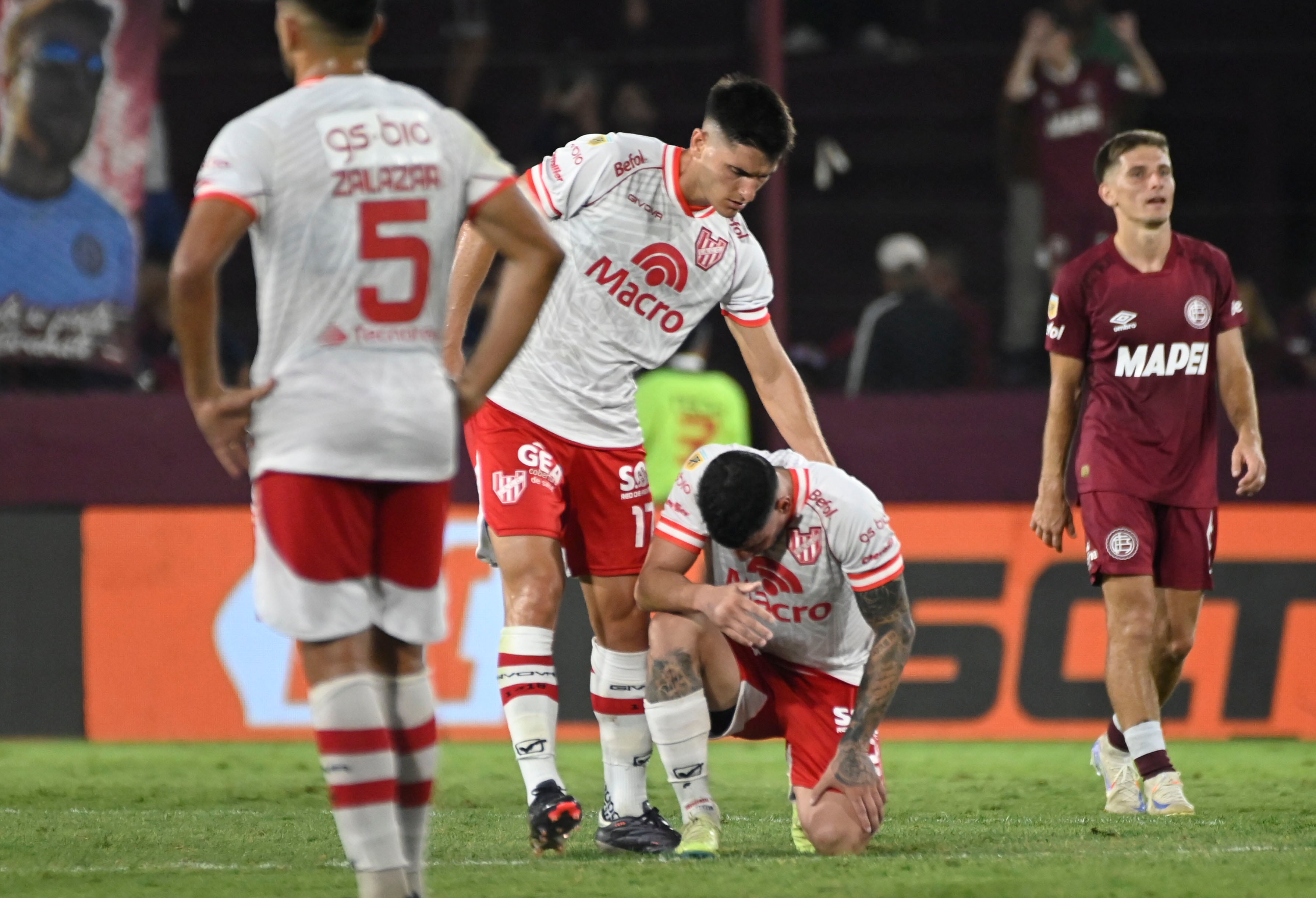 LANÚS VS INSTITUTO DE CÓRDOBA. Fecha 10 Torneo Apertura Liga Profesional Argentina.