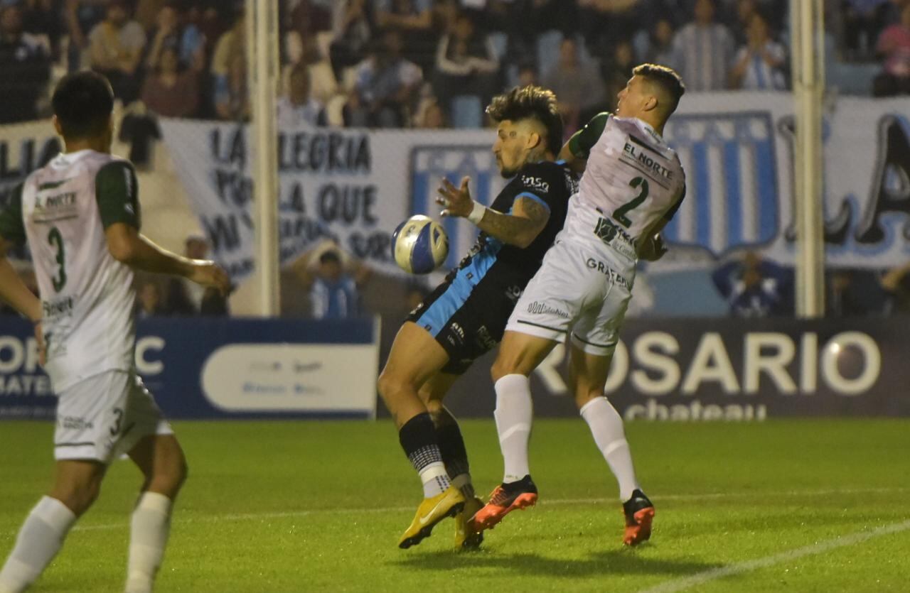 Racing y Sportivo Belgrano, en Nueva Italia, por la fecha 26 del Federal A. (Facundo Luque / La Voz)