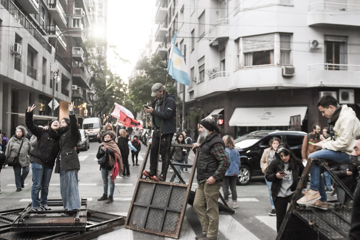 La Ciudad de Buenos Aires recusó la posición del juez que ordenó que se retire la Policía de la casa de Cristina Kirchner