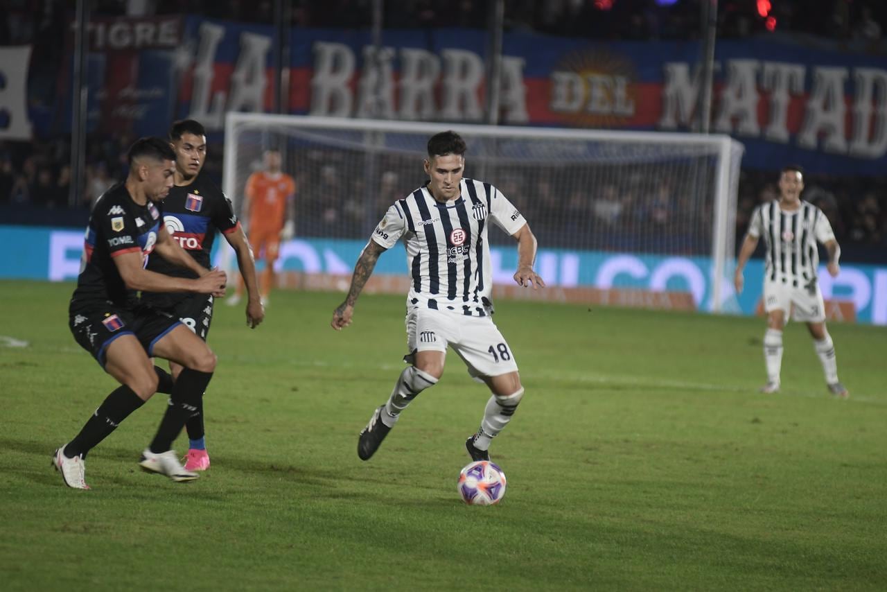 Talleres se impuso 3-1 a Tigre, de visitante, por la Liga Profesional. (Federico López Claro / La Voz)