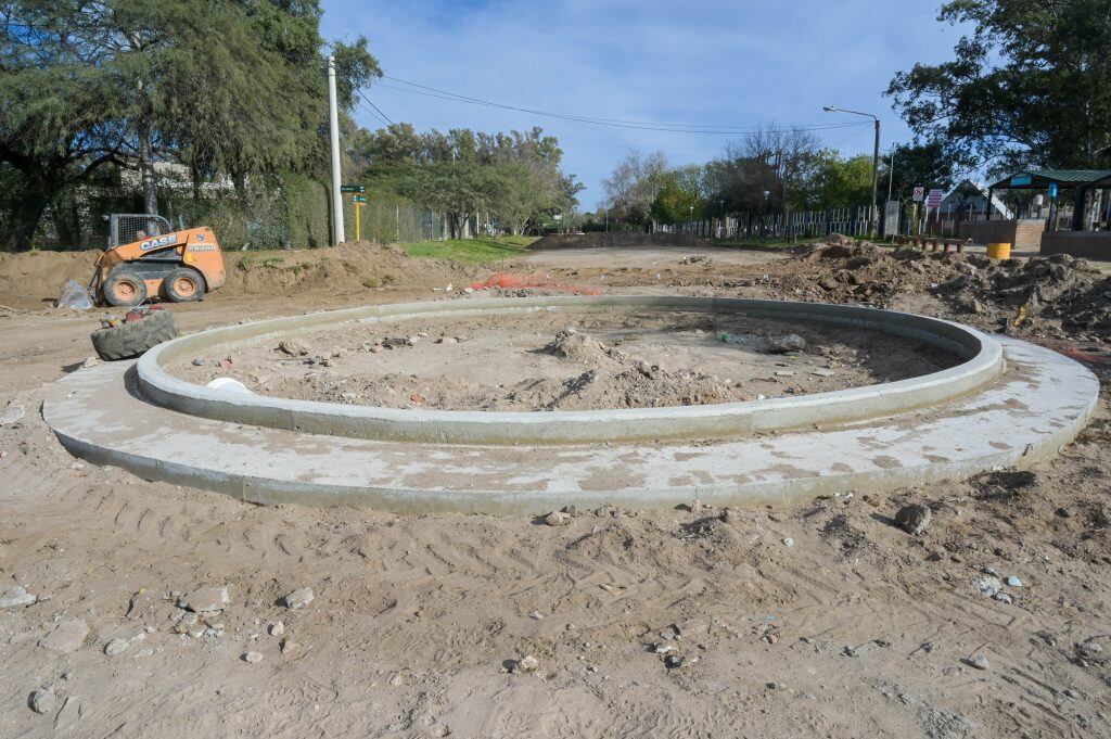 Obra rotonda San Martín y Perón Arroyito