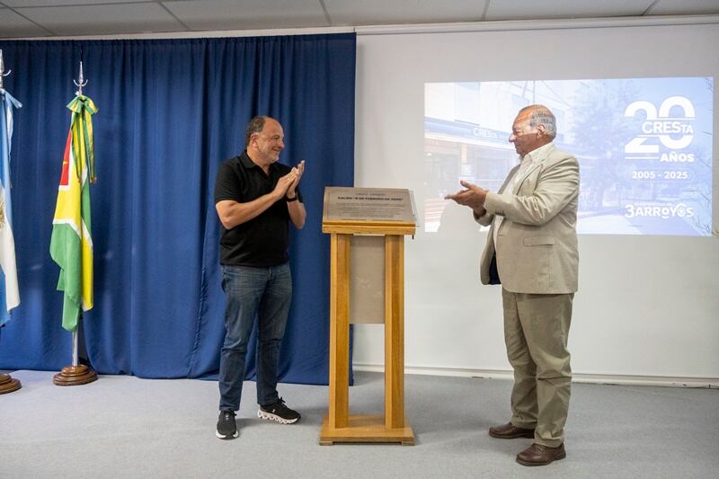 Cresta celebró sus 20 años con un homenaje y una placa conmemorativa