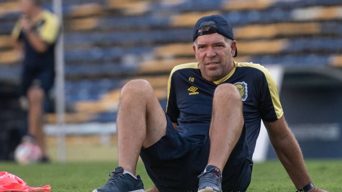 Rosario Central reemplazó a Hernán Castellano como entrenador de arqueros