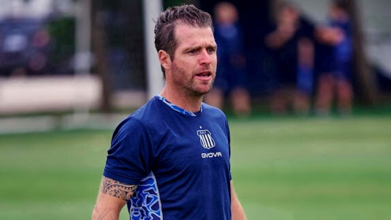 El ex volante albiazul se incorporó al cuerpo técnico de la T en el segundo día de entrenamiento después del receso