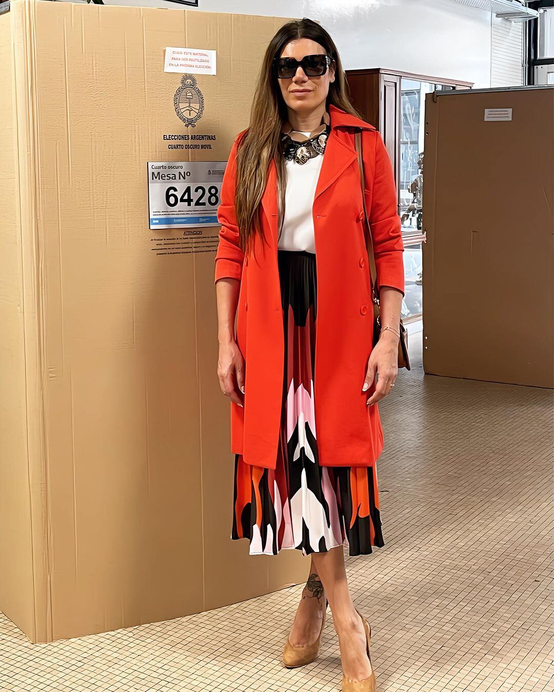 El look de Flor de la V para ir a votar