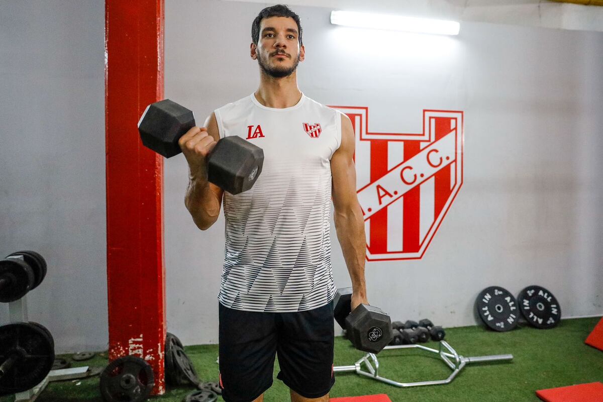 Presentación del campeón Instituto en la Copa Provincia de La Rioja