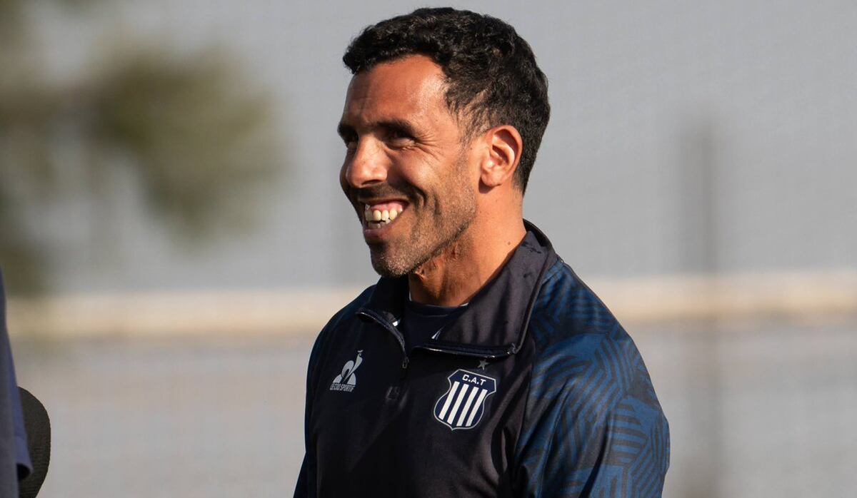 La peculiar historia del cordobés que se llama Carlos Tevez, pero es hincha de River