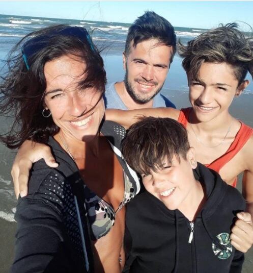 Gisela junto a su familia (Foto: Web)