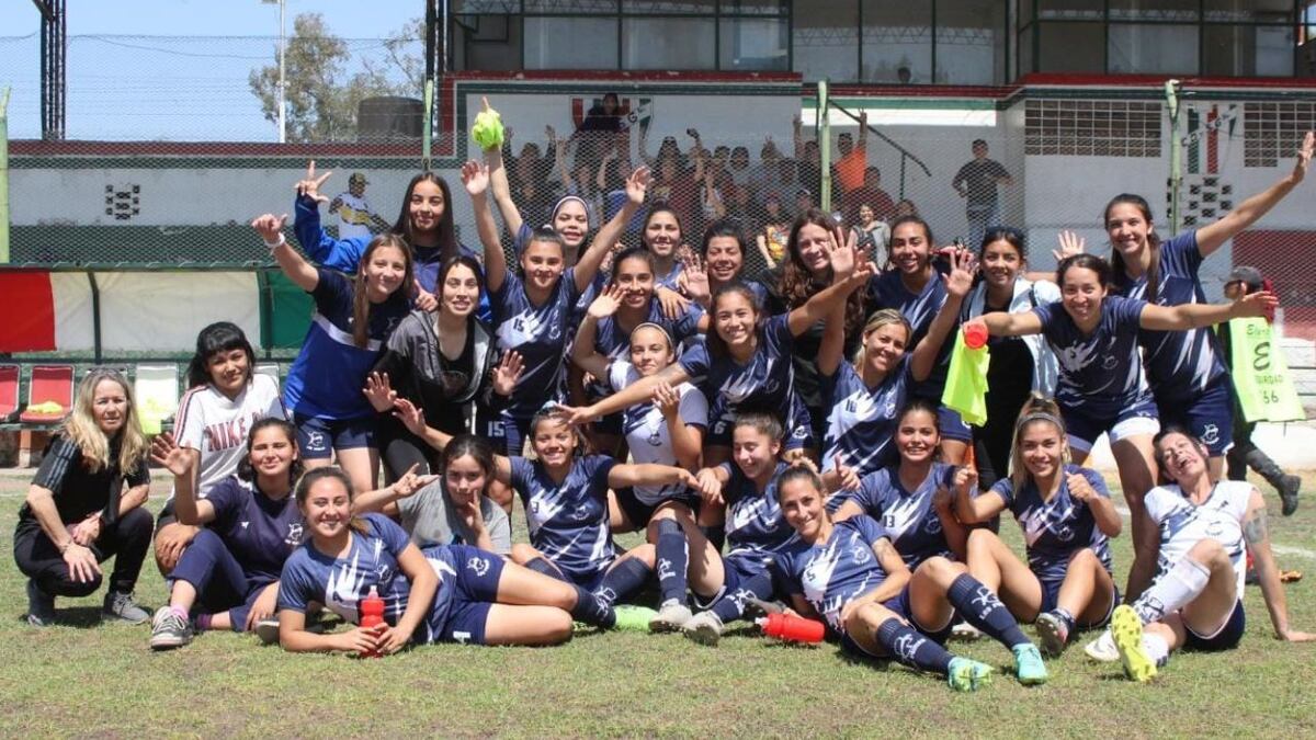 ¡Las Pumas campeonas de la Región Cuyo, en Copa Federal de fútbol femenino!