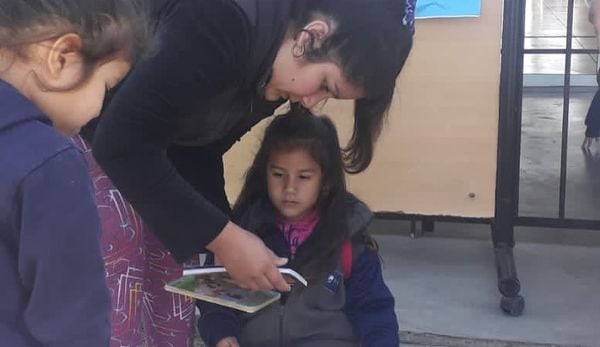 Pérez: los pequeños de Jardín Surcos celebraron con estilo propio el Día del Libro