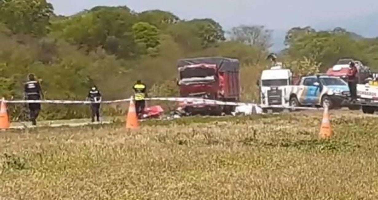 Un muerto tras un choque entre dos camiones en la Ruta N°9